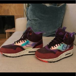 Nike Special Edition Sneaker Boot! Rare & perfect!
